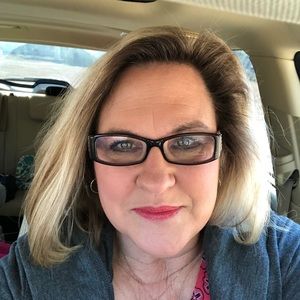 Meet your Posher, Linda